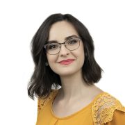 Bota Andrea négyzetes profilkép